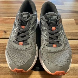Saucony cohesion 13 running shoe women’s Sz 8.5